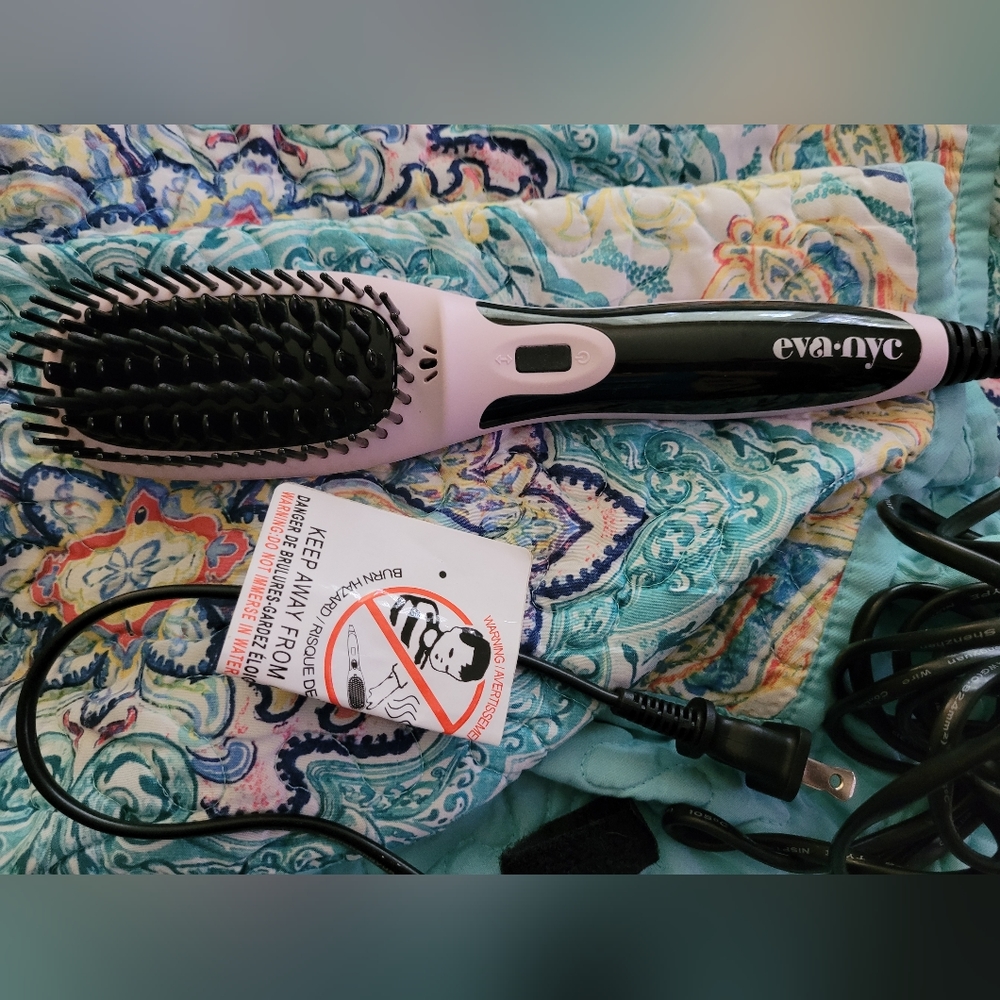 EVA NYC heated hairbrush